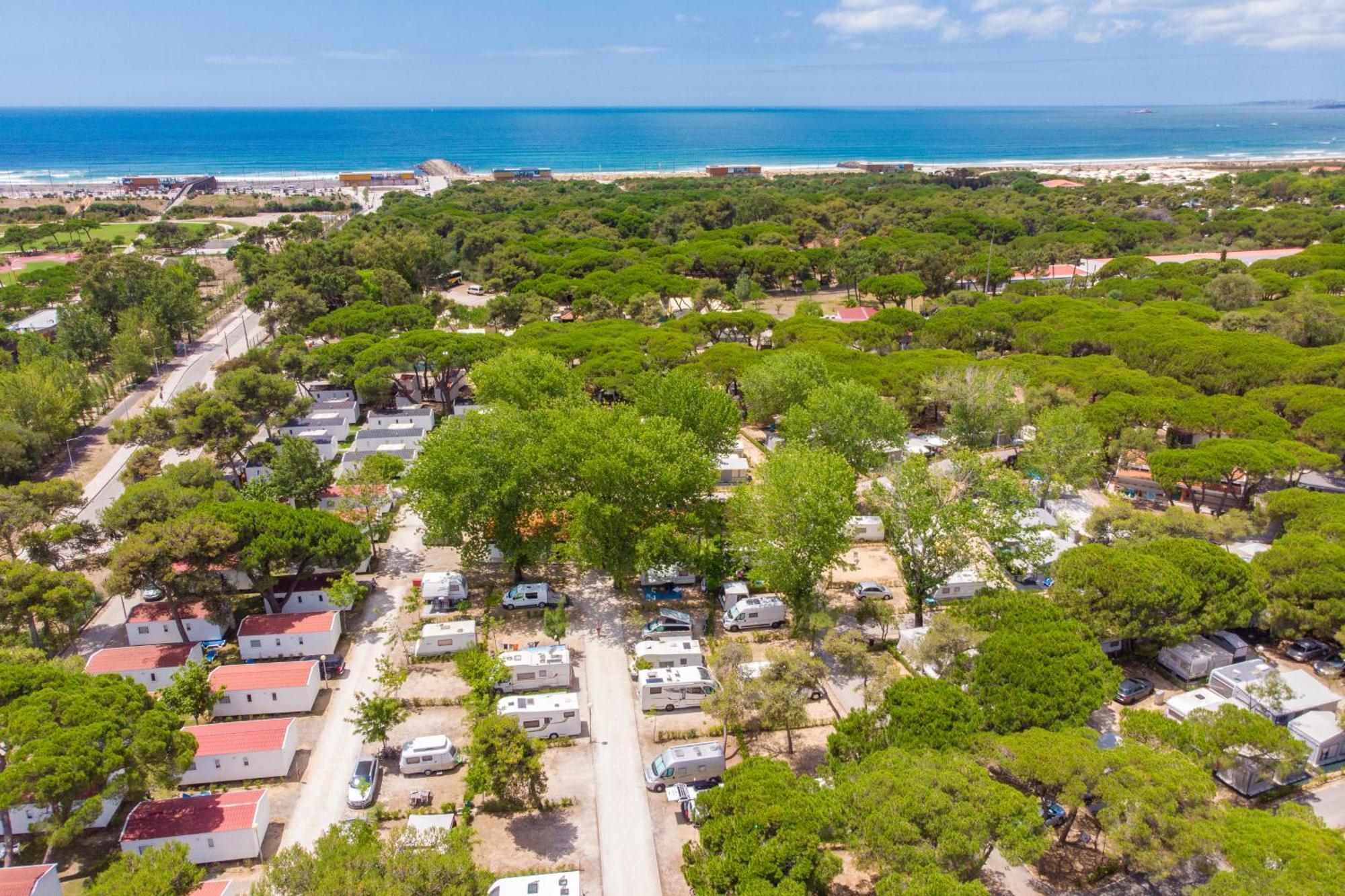 Hotel Parque De Campismo Orbitur Costa De Caparica Esterno foto