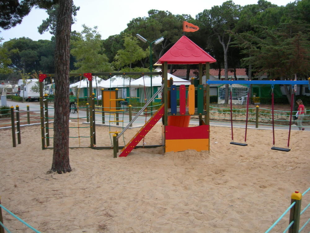 Hotel Parque De Campismo Orbitur Costa De Caparica Esterno foto